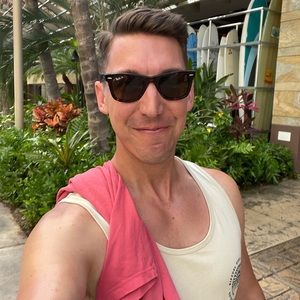 Meet your Posher, Mike